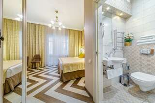 Гостиница Астель Вилла Геленджик Номер полулюкс с 3 односпальными кроватями-5