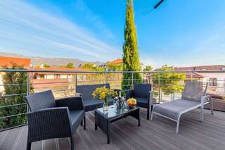 Гостиница Астель Вилла Геленджик Номер полулюкс с 1 двуспальной кроватью и террасой-4