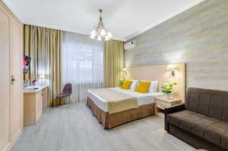 Гостиница Астель Вилла Геленджик Номер студия с 1 двуспальной кроватью и диваном-1