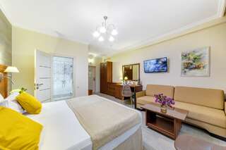 Гостиница Астель Вилла Геленджик Номер стандарт семейный с балконом-7